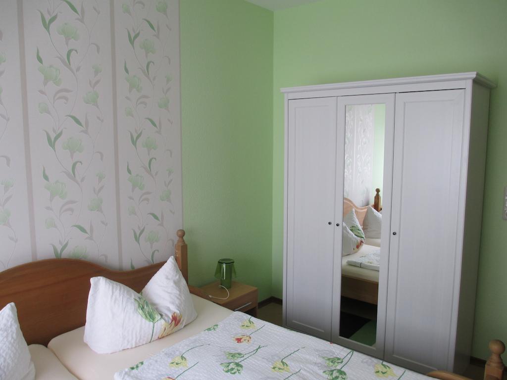 Hotel Zum Gondoliere Oranienbaum-Wörlitz Szoba fotó